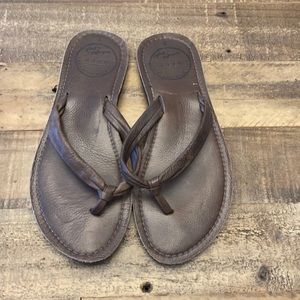 Reef sandals size 7